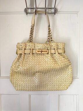 Paradox Cream Woven Shoulder Bag with Gold Chains